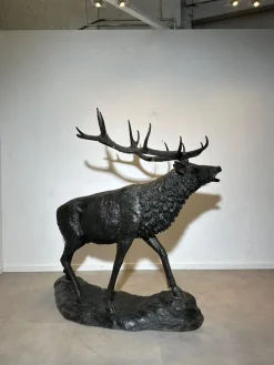 Vintage Hirschskulptur aus Bronze