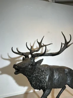 Vintage Hirschskulptur aus Bronze