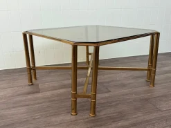 Vintage Hollywood Regency Couchtisch aus Messing & Rauchglas, 1970er