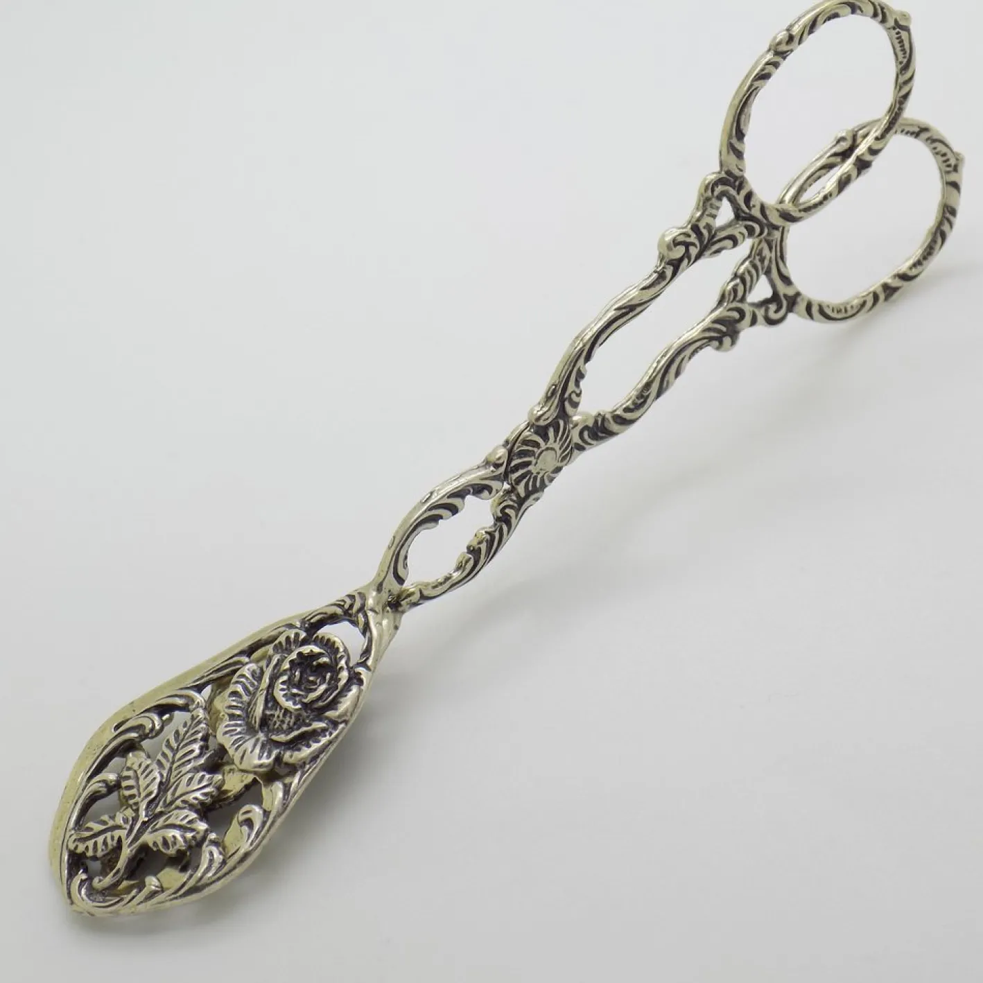 Vintage Italian Handmade Genuine Silver Decorative Sugar Cube Tonges with Rose Flower Motif, 1970s