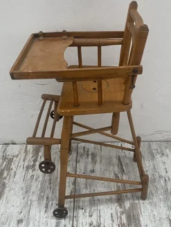 Vintage Kinderstuhl aus Holz