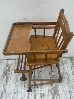 Vintage Kinderstuhl aus Holz