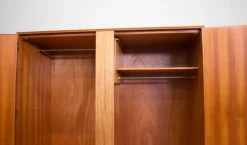 Vintage Kleiderschrank aus Nussholz von Alfred Cox für Heals, 1960er