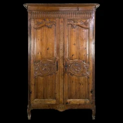 Vintage Kleiderschrank aus Pinienholz im Normannischen Stil