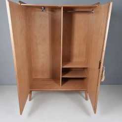 Vintage Kleiderschrank von Tatra Nabytok, 1970er