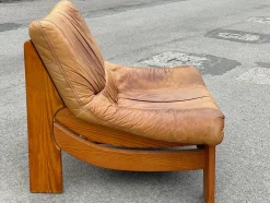 Vintage Ledersessel aus Kiefernholz von Maison Regain, 1970er