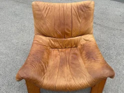 Vintage Ledersessel aus Kiefernholz von Maison Regain, 1970er