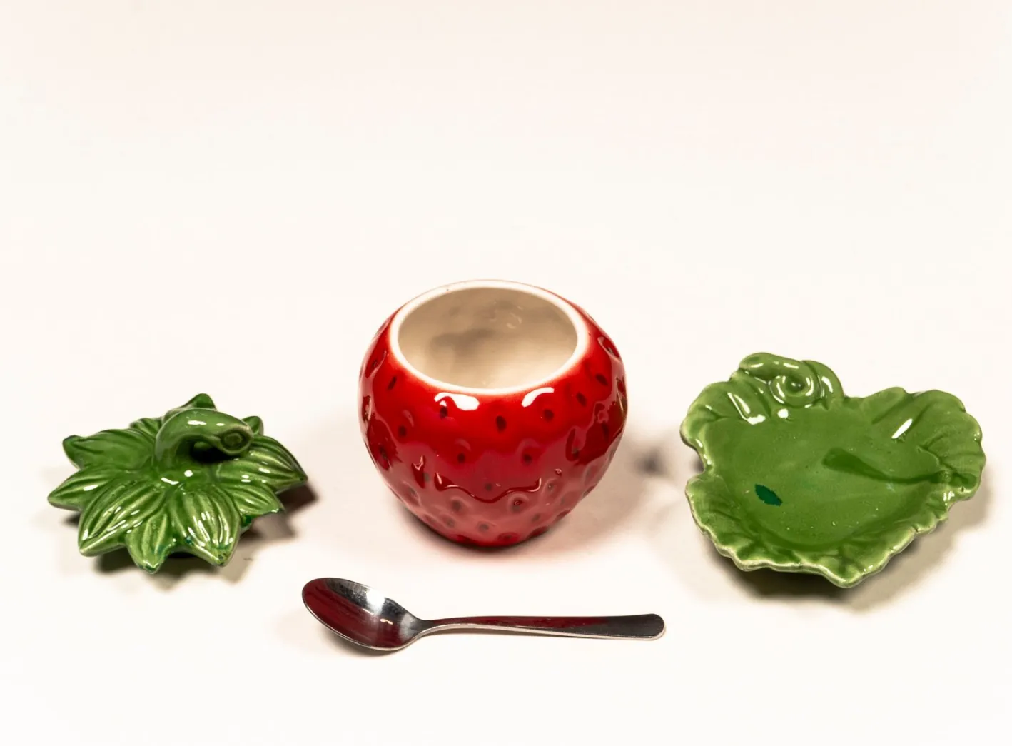 Vintage Majolika Schale mit Erdbeermarmelade, 1970er