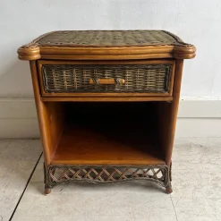Vintage Nachttisch aus Bambus & Korbgeflecht mit Schublade