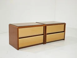 Vintage Nachttische aus Holz & bronziertem Spiegelglas, 1970er, 2er Set