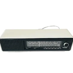 Vintage RF 420 Grundig Radio in Weiß, 1970er