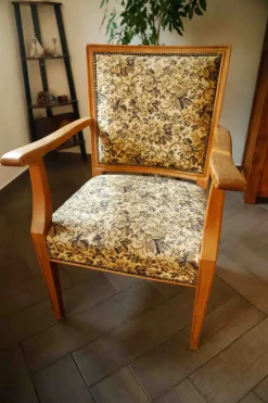 Vintage Salon Sessel mit floralem Muster, 1940er