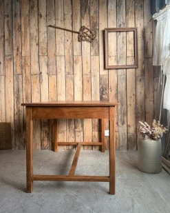Vintage Schreibtisch aus Eiche, 1950er