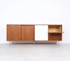 Vintage Sideboard aus Nussholz von William Watting für Fristho, 1960er