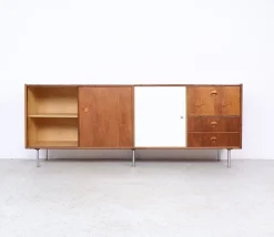 Vintage Sideboard aus Nussholz von William Watting für Fristho, 1960er