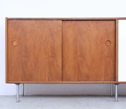 Vintage Sideboard aus Nussholz von William Watting für Fristho, 1960er