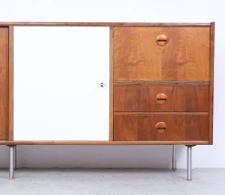 Vintage Sideboard aus Nussholz von William Watting für Fristho, 1960er