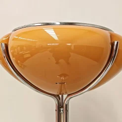 Vintage Space Age Stehlampe von Gae Aulenti für Guzzini, 1970er