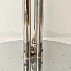 Vintage Space Age Stehlampe von Gae Aulenti für Guzzini, 1970er