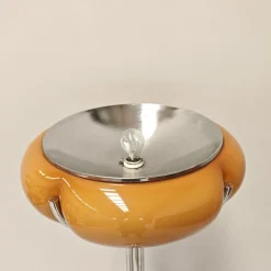 Vintage Space Age Stehlampe von Gae Aulenti für Guzzini, 1970er
