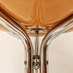 Vintage Space Age Stehlampe von Gae Aulenti für Guzzini, 1970er