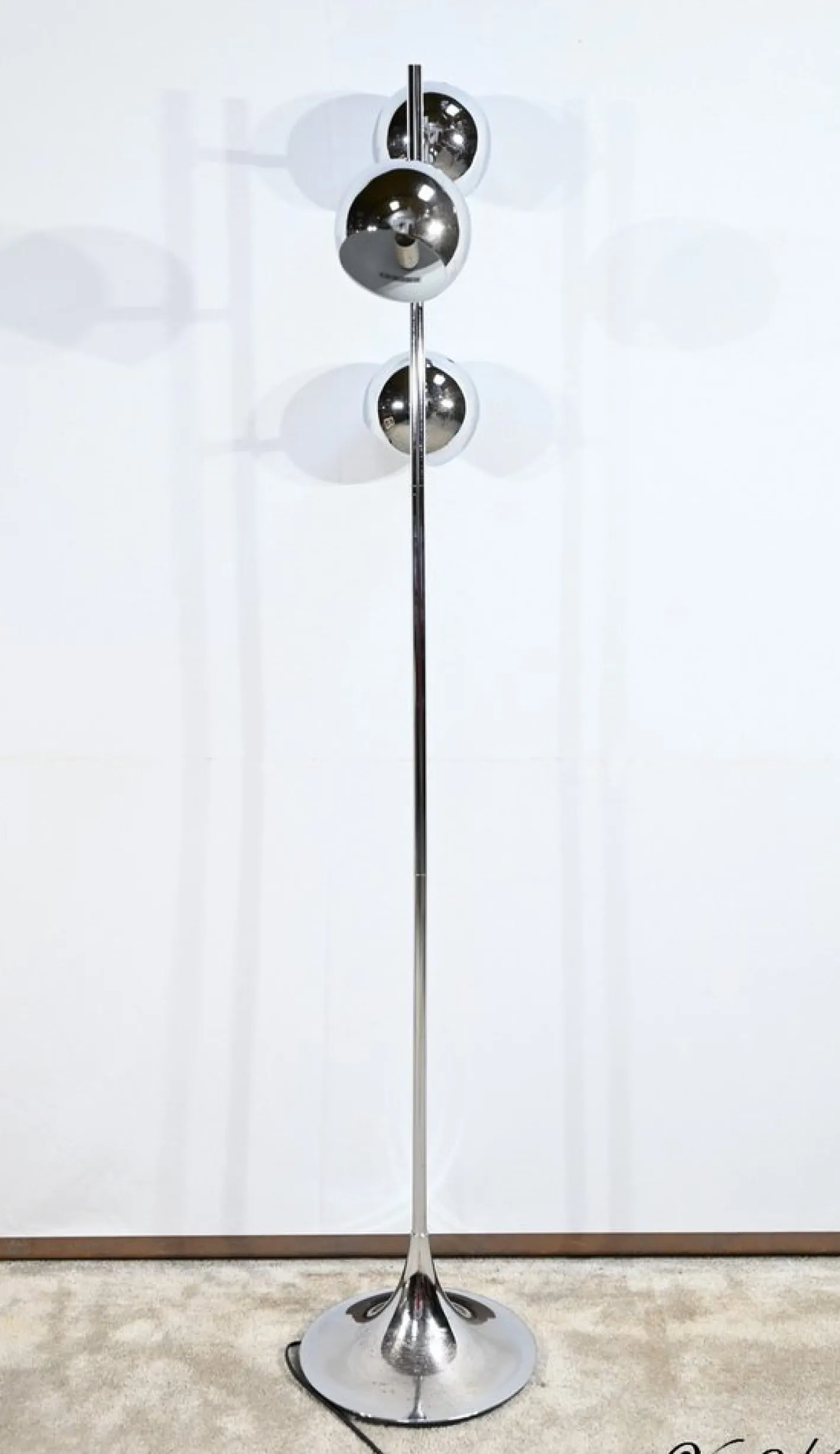 Vintage Stehlampe aus verchromtem Metall, 1970