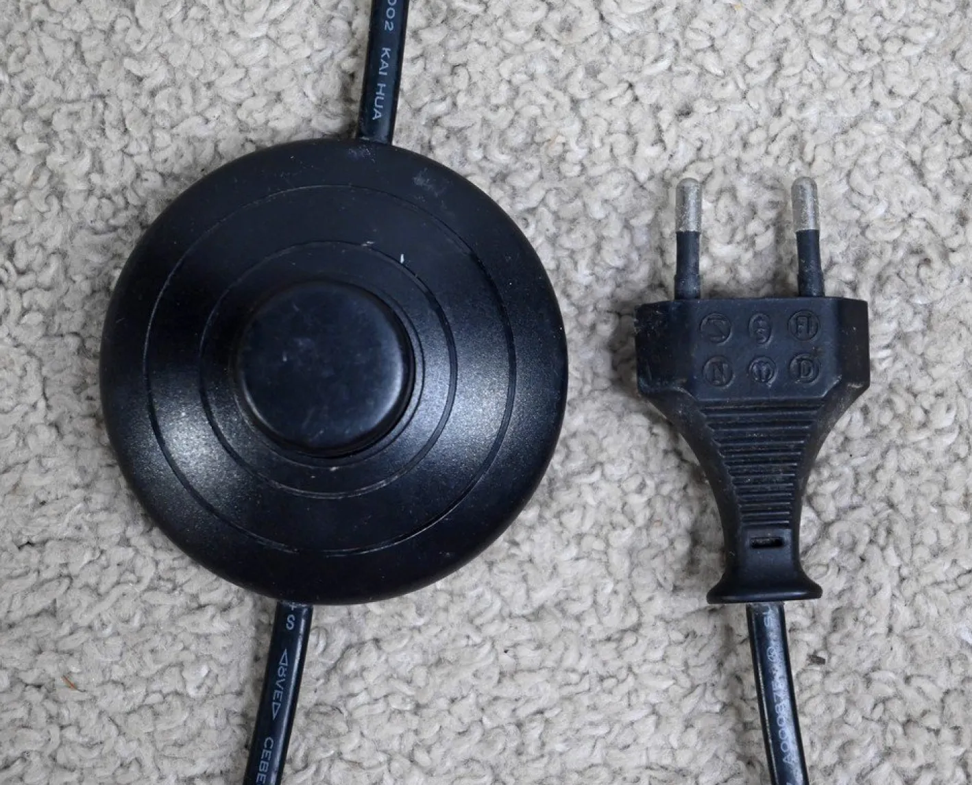 Vintage Stehlampe aus verchromtem Metall, 1970