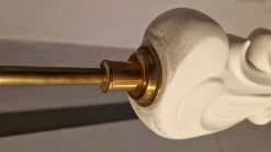 Vintage Stehlampe aus Weiß lackiertem Holz mit Blumendekor von Fontana Arte, 1940er