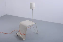 Vintage Stehlampe mit Zeitschriftenständer von Tomek Rygalik für Ikea