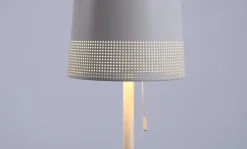 Vintage Stehlampe mit Zeitschriftenständer von Tomek Rygalik für Ikea