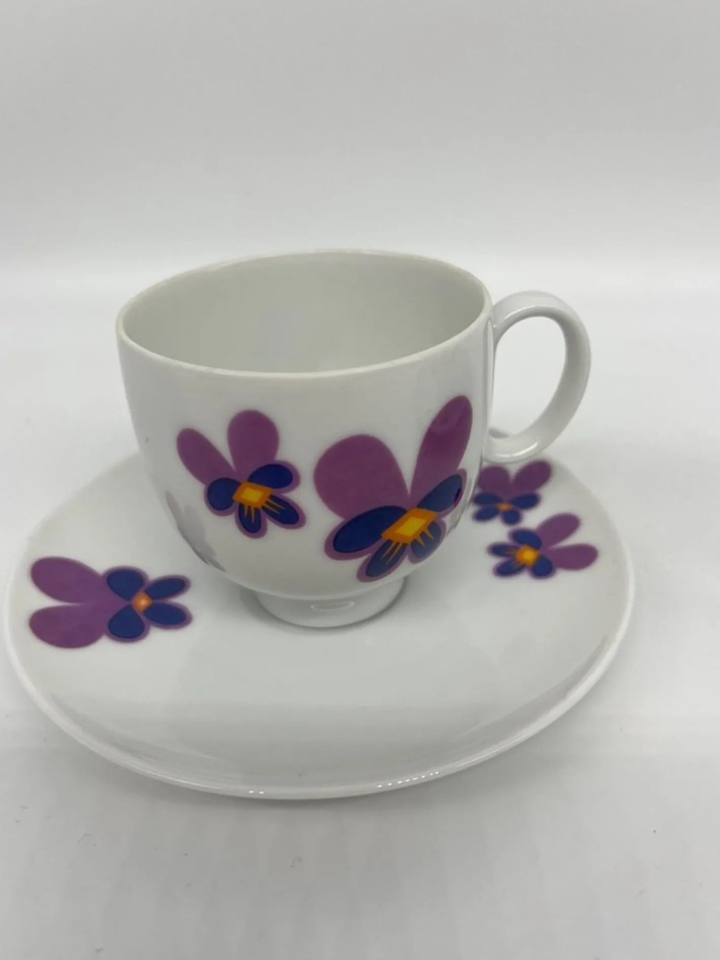 Vintage Tassen & Untertassen, 1970er, 10er Set