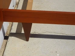 Vintage Teak Bett mit integriertem Nachttisch, 1960er