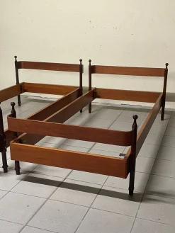 Vintage Teak Einzelbetten von Fratelli Proserpio, 1960er, 2er Set