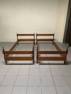Vintage Teak Einzelbetten von Fratelli Proserpio, 1960er, 2er Set