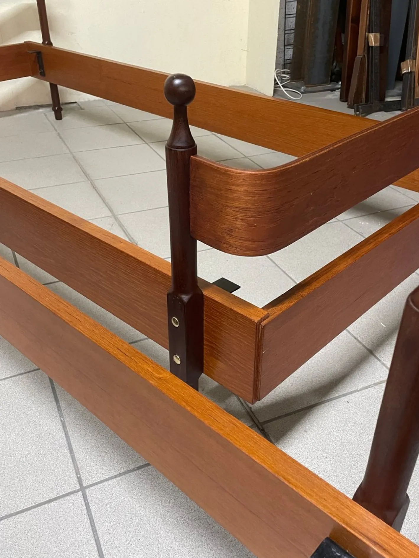 Vintage Teak Einzelbetten von Fratelli Proserpio, 1960er, 2er Set