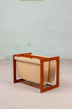 Vintage Teak Zeitungsständer von Aksel Kjersgaard, 1960er