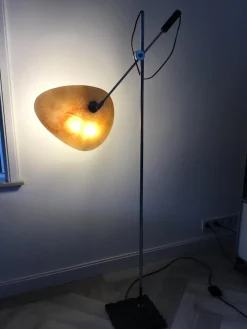 Vintage Utrecht Stehlampe von Queens Gallery, 1975