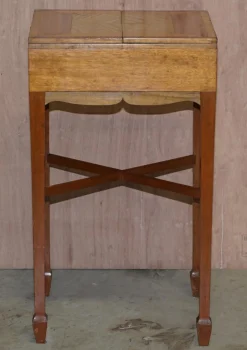 Vintage Walnuss & Seidenholz Spieltisch