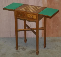 Vintage Walnuss & Seidenholz Spieltisch
