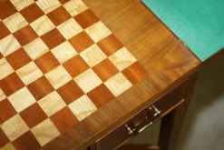 Vintage Walnuss & Seidenholz Spieltisch
