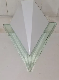 Vintage Wandlampe mit Acrylglas und Weißem Metallschirm von Vrieland Design, 1990er