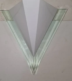 Vintage Wandlampe mit Acrylglas und Weißem Metallschirm von Vrieland Design, 1990er