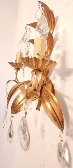 Vintage Wandlampe mit Zwei Leuchten aus Blattgold & Kristallglas, 1960er