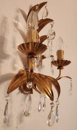 Vintage Wandlampe mit Zwei Leuchten aus Blattgold & Kristallglas, 1960er