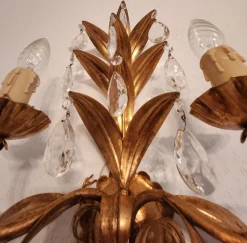 Vintage Wandlampe mit Zwei Leuchten aus Blattgold & Kristallglas, 1960er