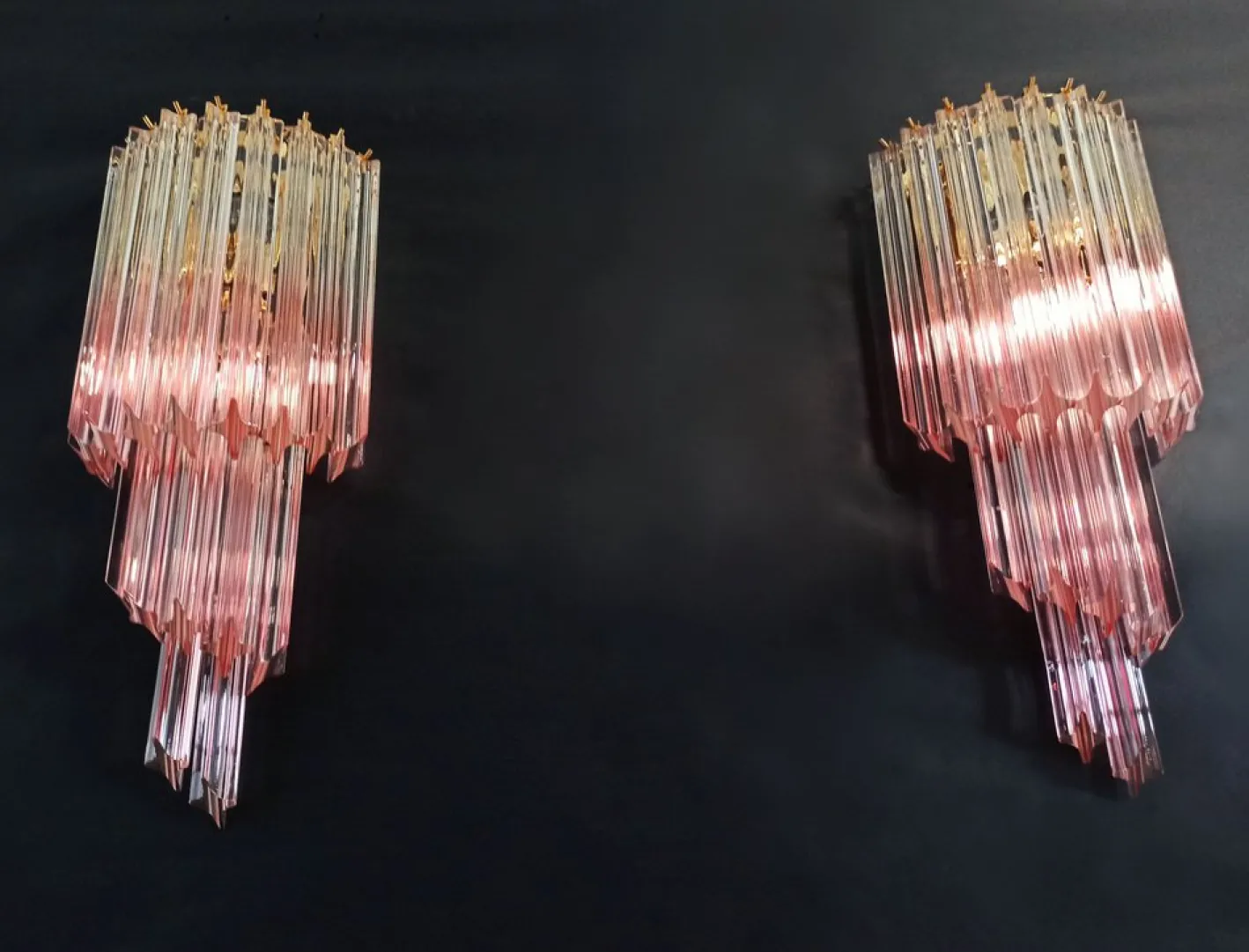 Vintage Wandleuchte aus Muranoglas mit 32 Quadriedri Transparent & Rosa Prisma, 1990er, 2er Set