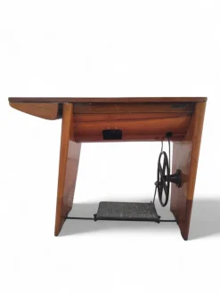 Visetta Tisch mit Schreibmaschine von Gio Ponti, 1949