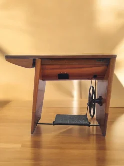 Visetta Tisch mit Schreibmaschine von Gio Ponti, 1949