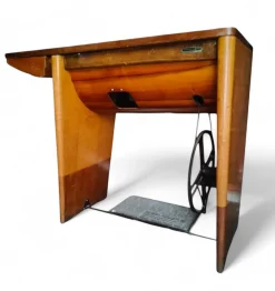 Visetta Tisch mit Schreibmaschine von Gio Ponti, 1949