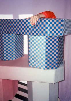 Viva Bank in Pfirsich & Marineblau mit Farbverlauf von Houtique